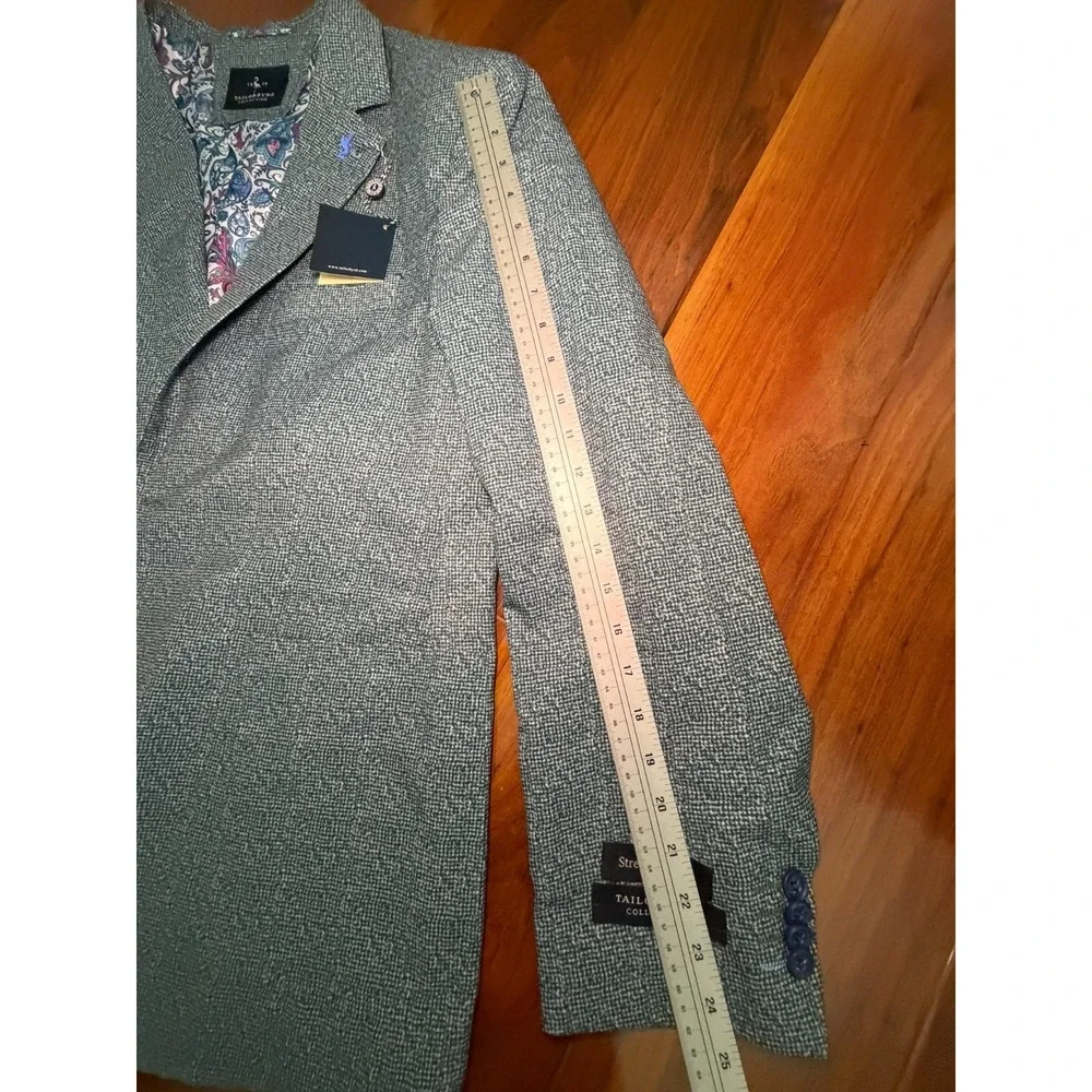 NWT Tailorbyrd Blazer 44R Green Plaid Jacket Two Button Coat Men Sports Coat